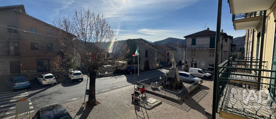 Appartamento 8 locali di 129 m² a Bardineto (17057)