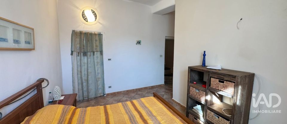 Appartamento 8 locali di 129 m² a Bardineto (17057)