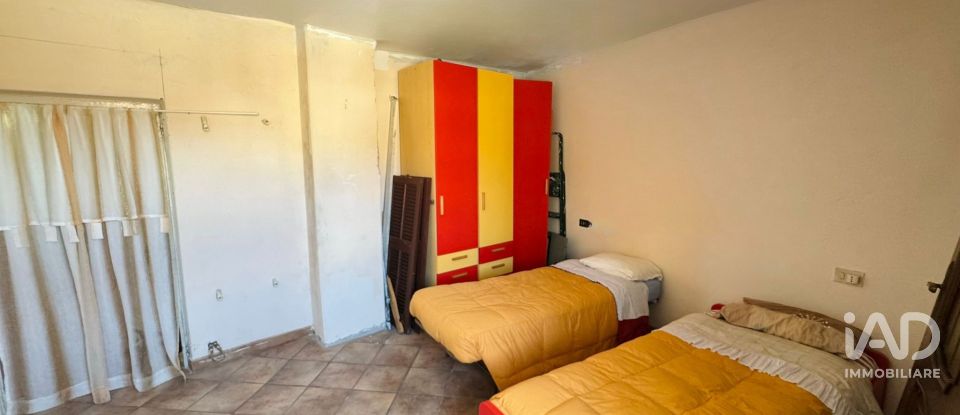 Appartamento 8 locali di 129 m² a Bardineto (17057)