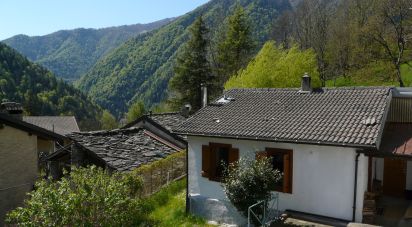 Casa indipendente / Villa 6 locali di 86 m² in Ronco Canavese (10080)