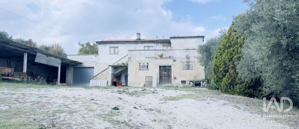 Casa indipendente 10 locali di 450 m² in Monteprandone (63076)