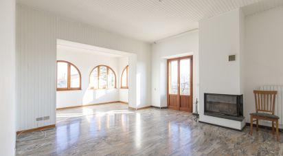 Appartamento 6 locali di 194 m² a Castelfidardo (60022)