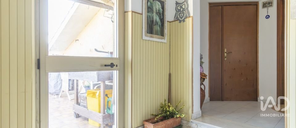 Appartamento 6 locali di 194 m² a Castelfidardo (60022)