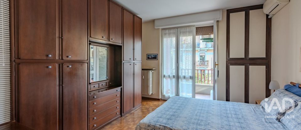 Three-room apartment of 110 m² in Milano (20127)