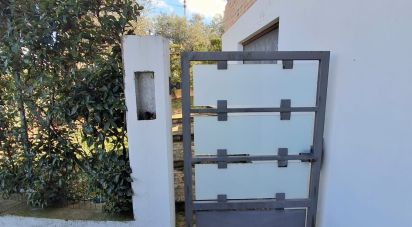 Casa indipendente / Villa 7 locali di 258 m² in Pianella (65019)