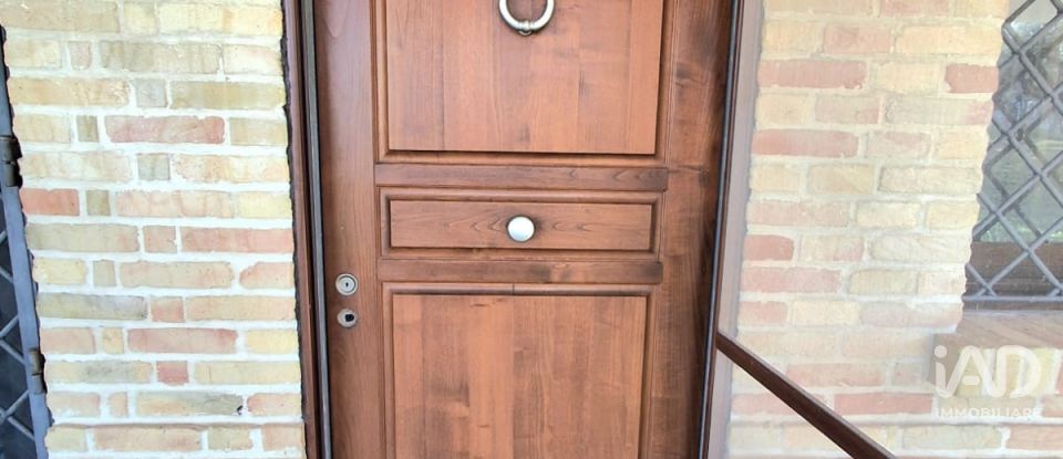 Casa indipendente / Villa 7 locali di 258 m² in Pianella (65019)