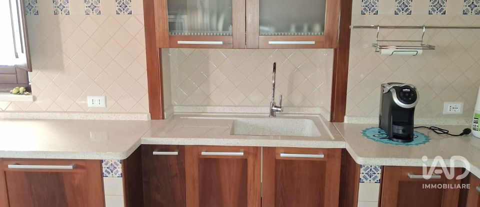 Casa indipendente / Villa 7 locali di 258 m² in Pianella (65019)