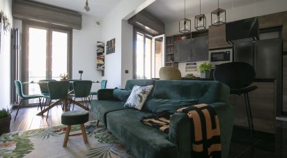 Appartamento 6 locali di 85 m² a Genova (16134)