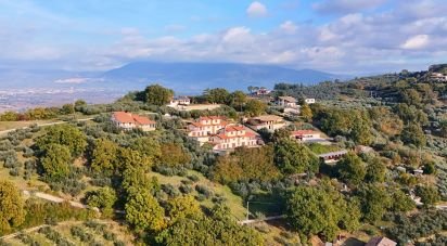 Casale 4 locali di 210 m² in Bettona (06084)