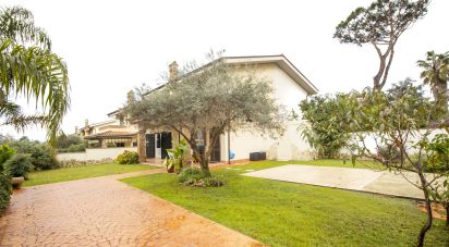 Casa indipendente / Villa 6 locali di 102 m² in Anzio (00042)