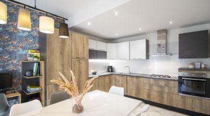 Casa indipendente / Villa 6 locali di 102 m² in Anzio (00042)