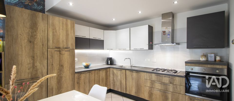 Casa indipendente / Villa 6 locali di 102 m² in Anzio (00042)