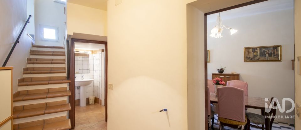 Appartamento 8 locali di 121 m² a Itri (04020)