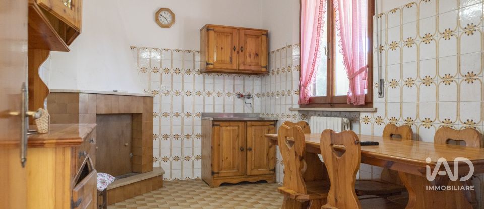 Casa indipendente 5 locali di 223 m² in Montecosaro (62010)