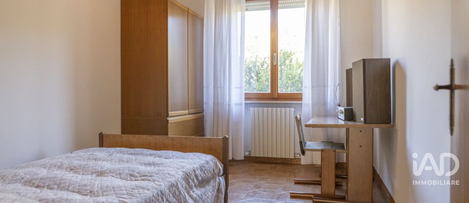 Casa indipendente 5 locali di 223 m² in Montecosaro (62010)