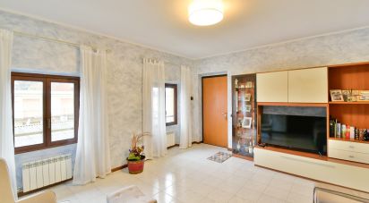 Trilocale di 81 m² a Meda (20821)