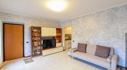 Trilocale di 81 m² a Meda (20821)