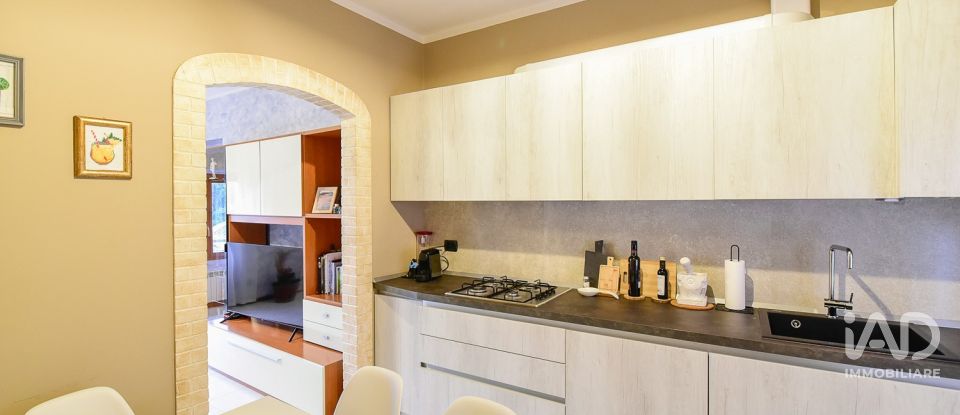 Three-room apartment of 81 m² in Meda (20821)