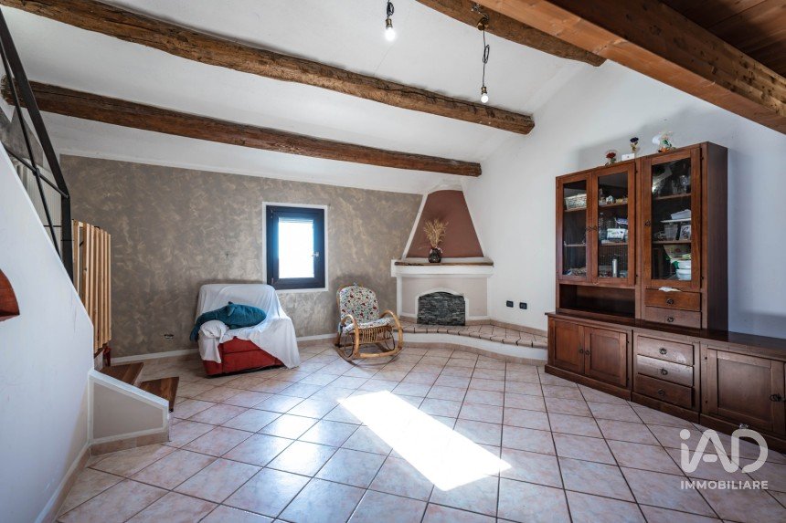 Casa indipendente 5 locali di 420 m² in Argenta (44048)