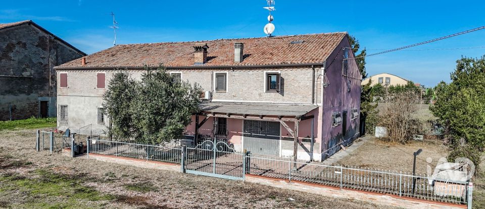 Casa indipendente 5 locali di 420 m² in Argenta (44048)