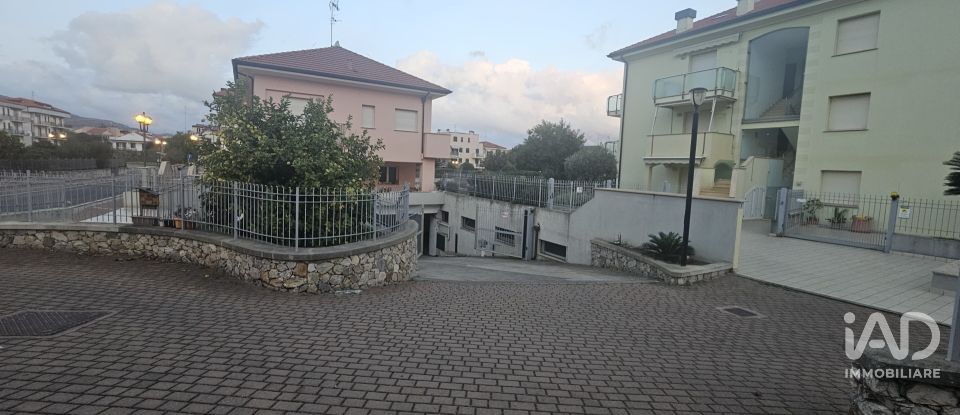 Parking of 27 m² in Borghetto Santo Spirito (17052)
