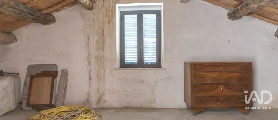 Casa indipendente / Villa 8 locali di 160 m² in Mogliano (62010)