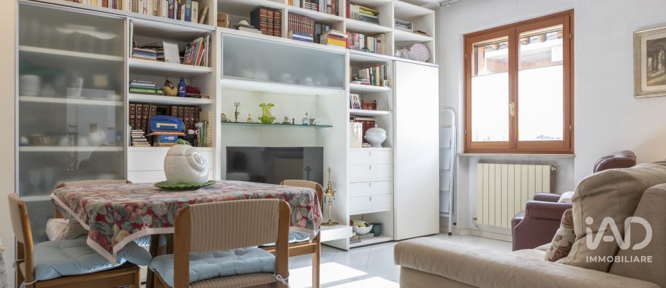 Duplex 4 locali di 160 m² a Ancona (60131)