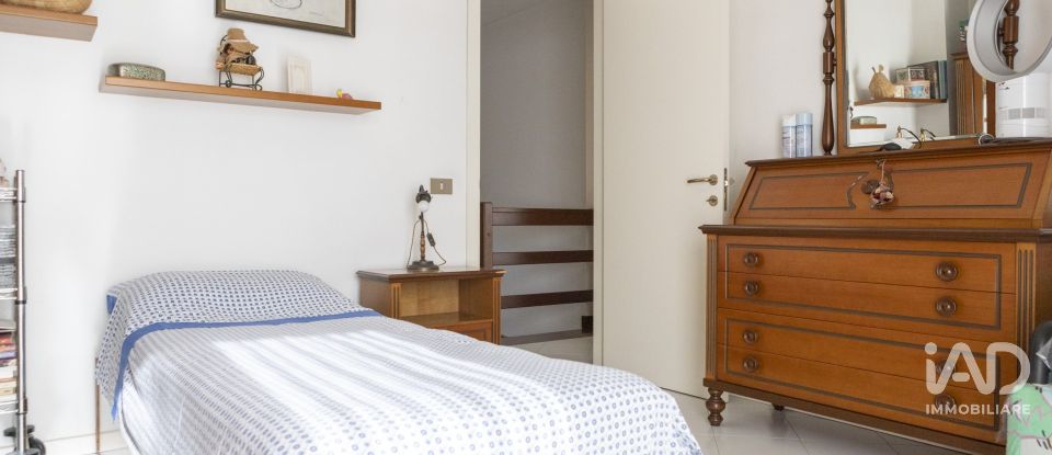 Duplex 4 locali di 160 m² a Ancona (60131)