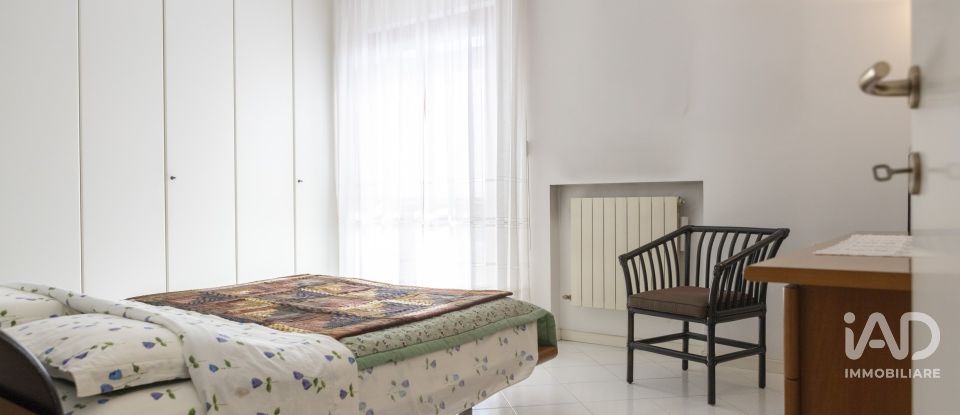 Duplex 4 locali di 160 m² a Ancona (60131)