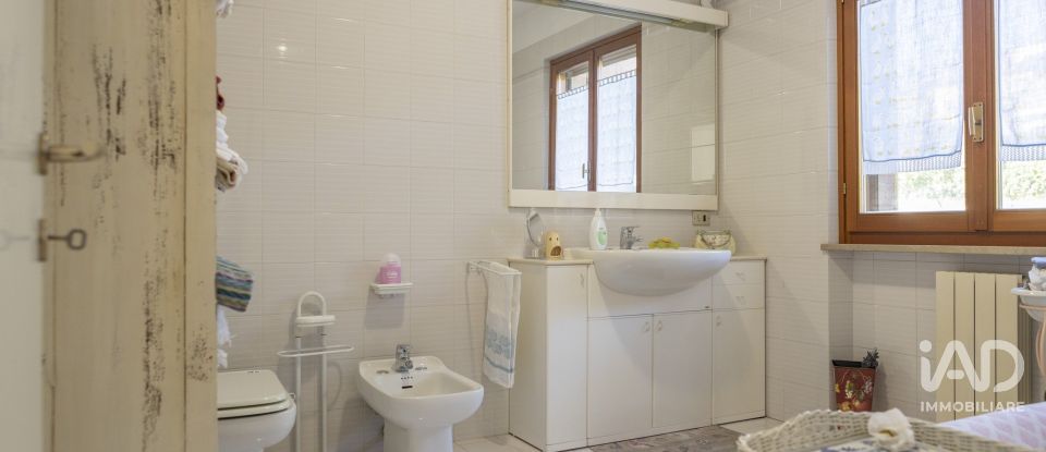 Duplex 4 locali di 160 m² a Ancona (60131)