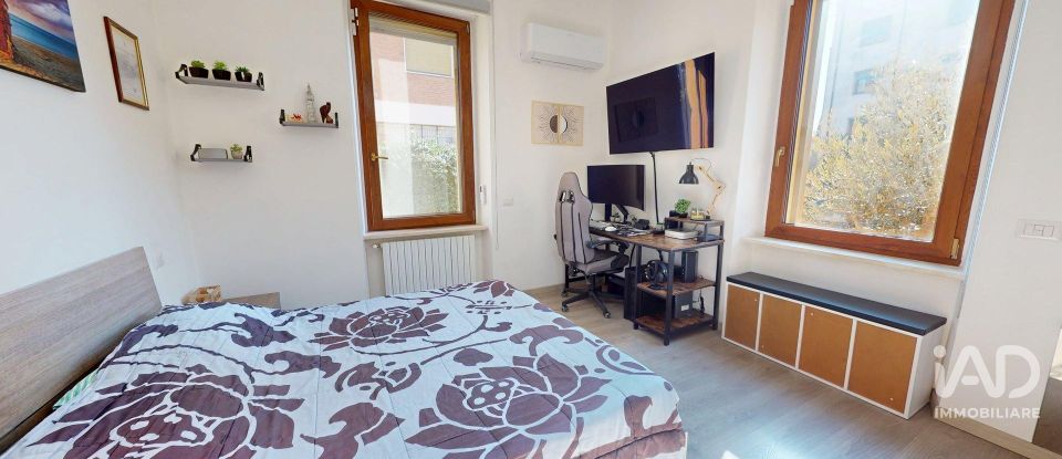 House 6 rooms of 220 m² in Foligno (06034)