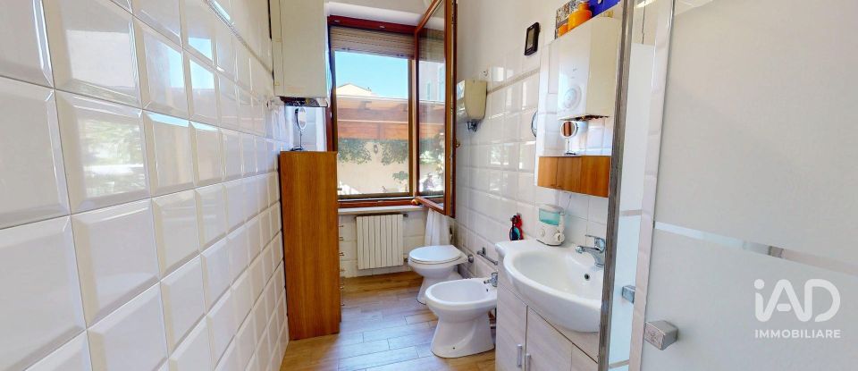 House 6 rooms of 220 m² in Foligno (06034)