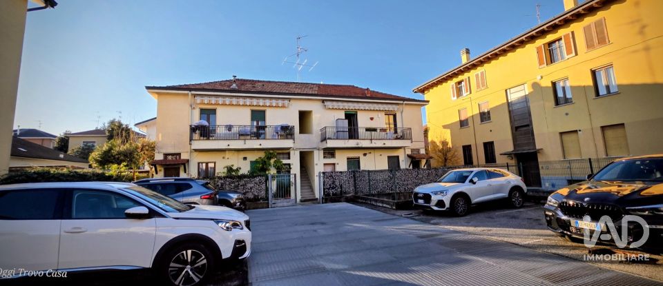 Trilocale di 72 m² a Cologno Monzese (20093)