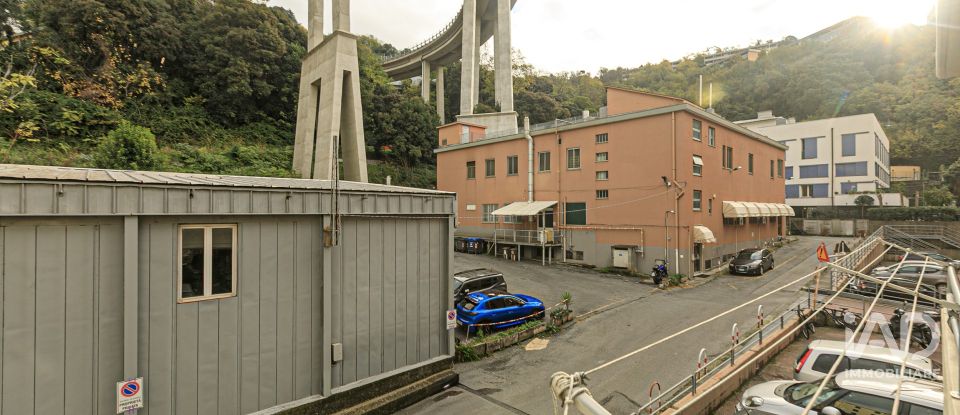 Trilocale di 76 m² a Genova (16151)