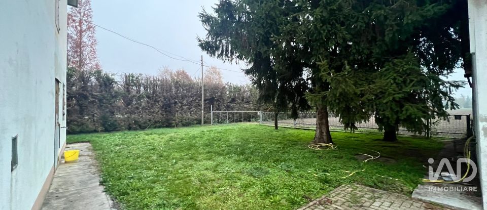 Townhouse 5 rooms of 153 m² in San Felice sul Panaro (41038)
