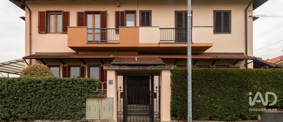 Casa indipendente 5 locali di 280 m² in Carignano (10041)