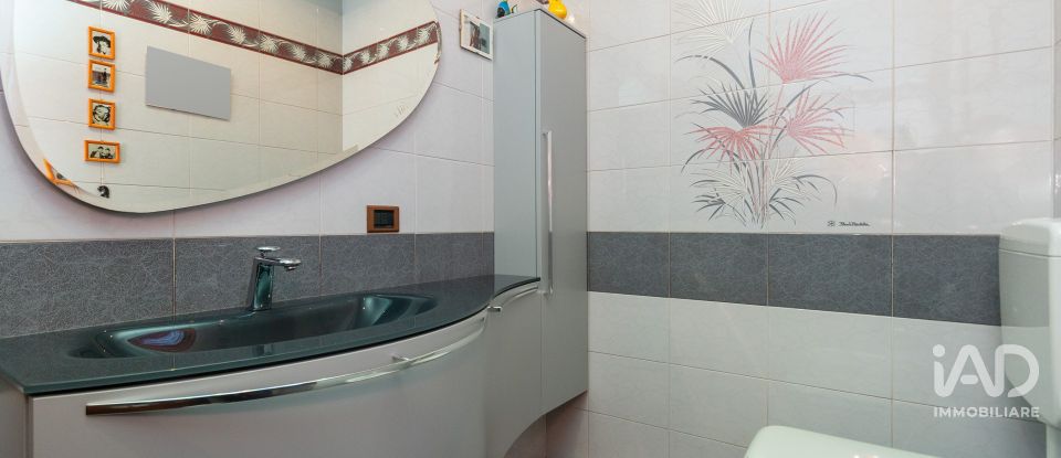 Casa indipendente 5 locali di 280 m² in Carignano (10041)