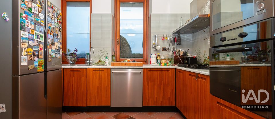 Casa indipendente 5 locali di 280 m² in Carignano (10041)