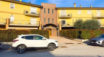 Three-room apartment of 95 m² in Bastia Umbra (06083)