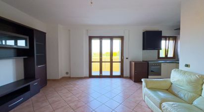 Three-room apartment of 95 m² in Bastia Umbra (06083)