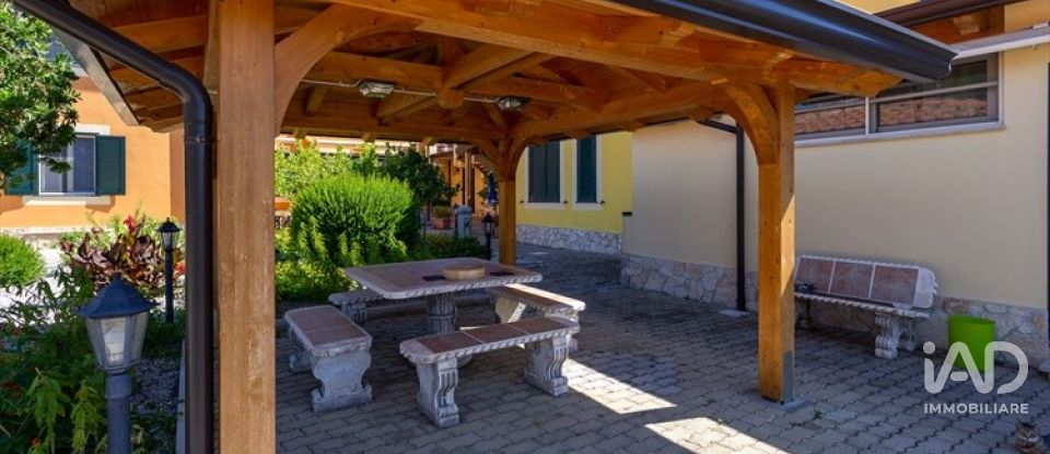 Casale 6 locali di 1.475 m² in Patti (98066)