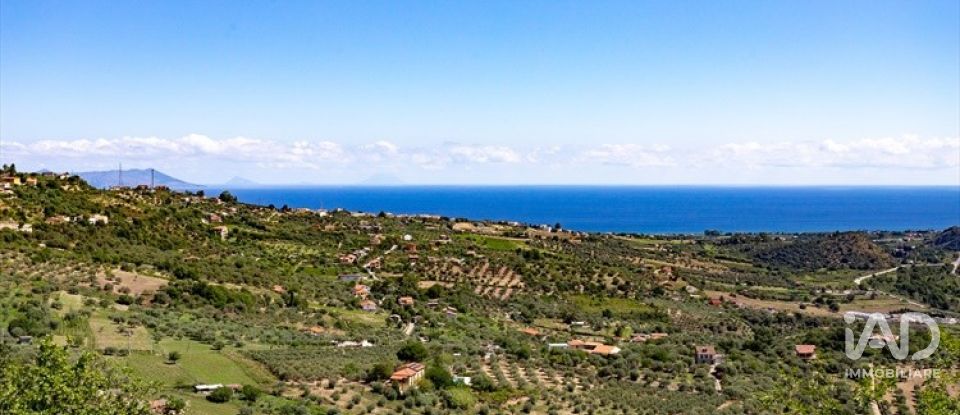 Casale 6 locali di 1.475 m² in Patti (98066)