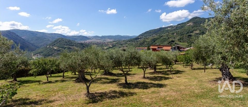 Casale 6 locali di 1.475 m² in Patti (98066)