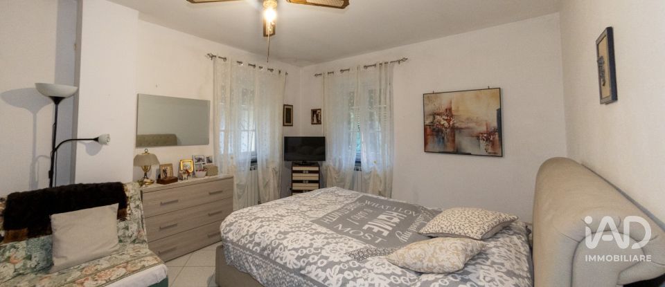 House 4 rooms of 143 m² in Chiavari (16043)