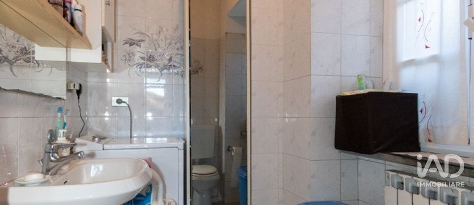 House 4 rooms of 143 m² in Chiavari (16043)