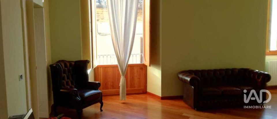 Costruzione di 266 m² in Silvi (64028)