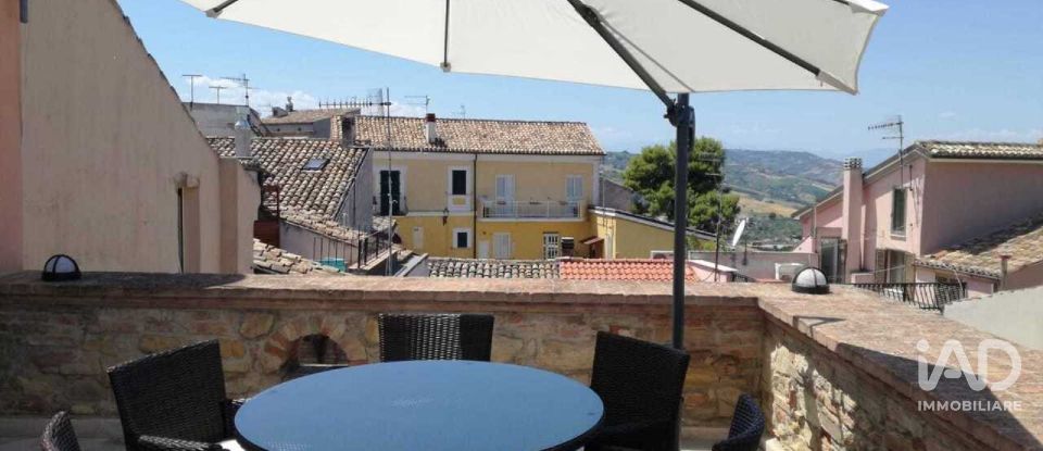 Costruzione di 266 m² in Silvi (64028)