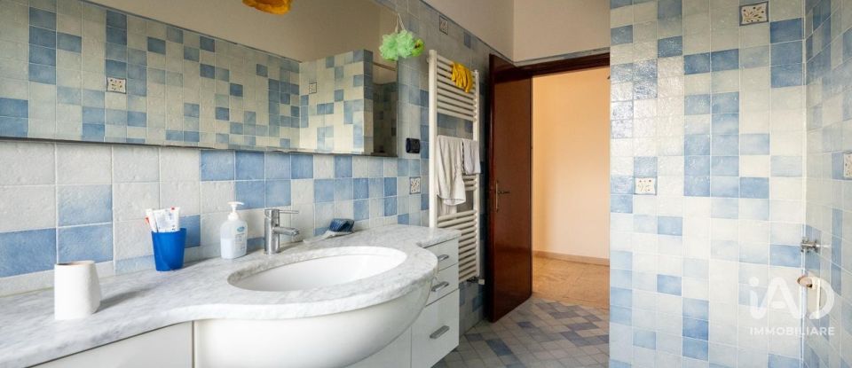 Appartamento 5 locali di 130 m² a Empoli (50053)