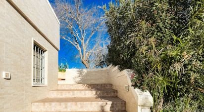 Villa Bifamiliare 7 locali di 110 m² in Martina Franca (74015)