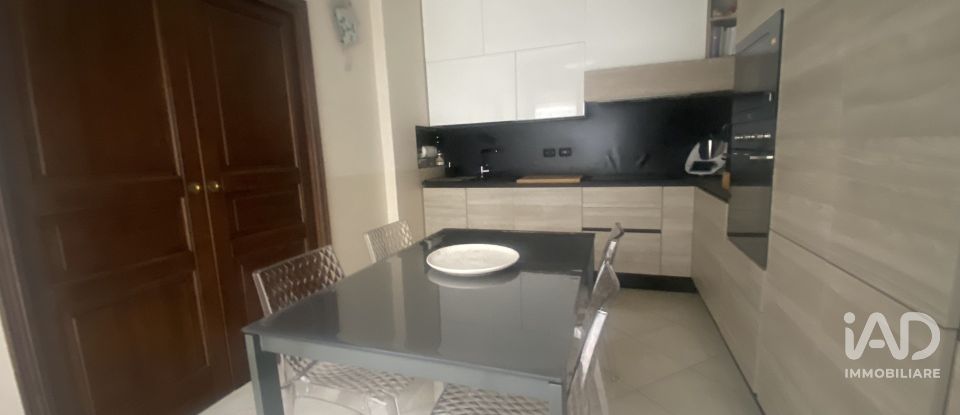 Four-room apartment of 100 m² in Settimo Torinese (10036)